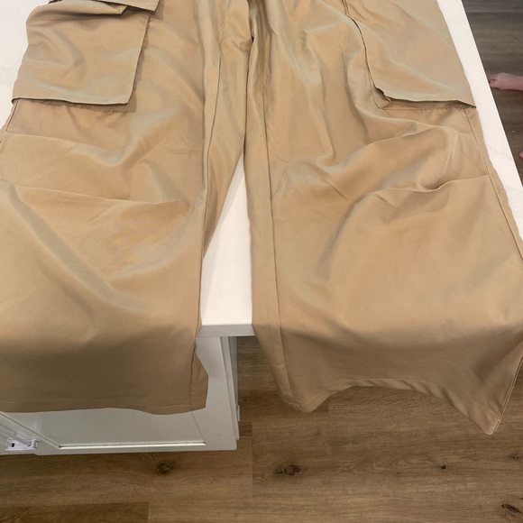 PANTS CARGO SHEIN NEW SIZE S - Picture 6 of 6